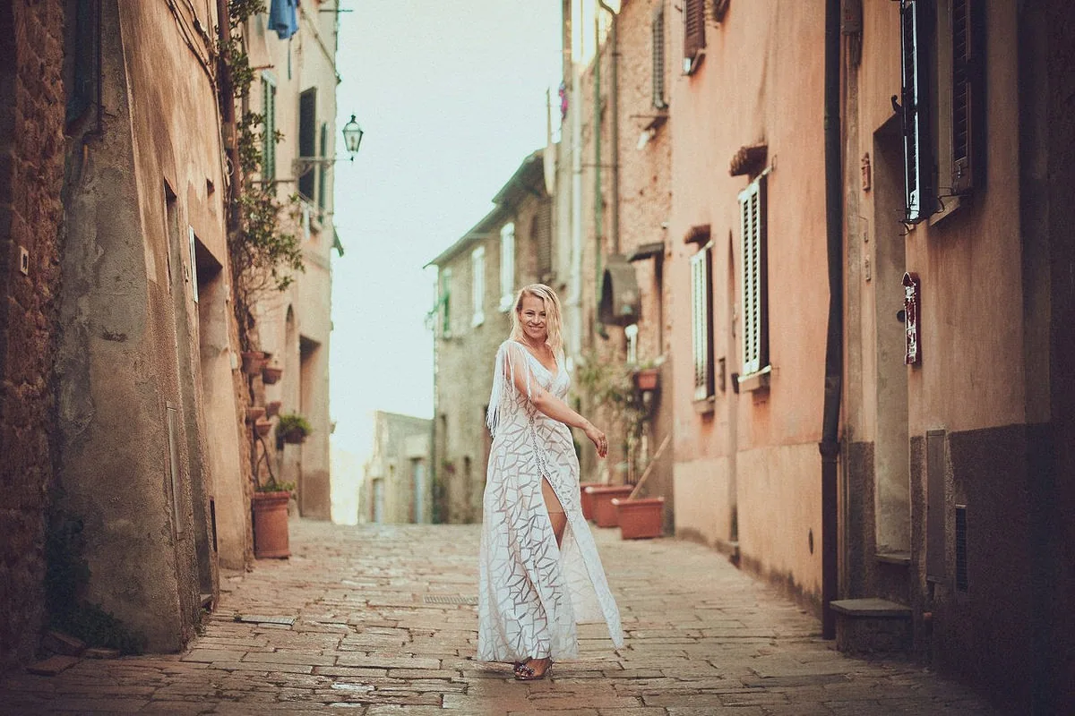 Sesja plenerowa w Toskanii (Volterra), Ala i Rafał - kadr 17