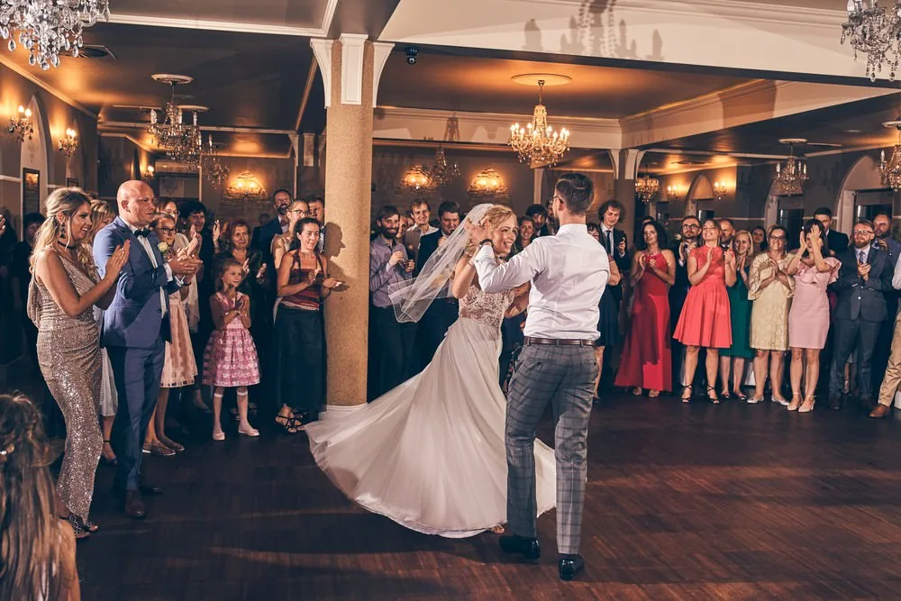 Reportaż ślubny, Magda i Piotr, Dwór Artusa, Łódź - kadr 83